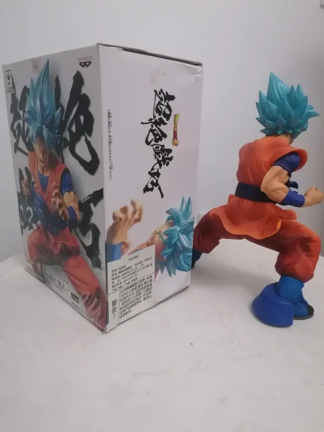 Figura Dragon Ball Z Son Goku Super Saiyan Blue