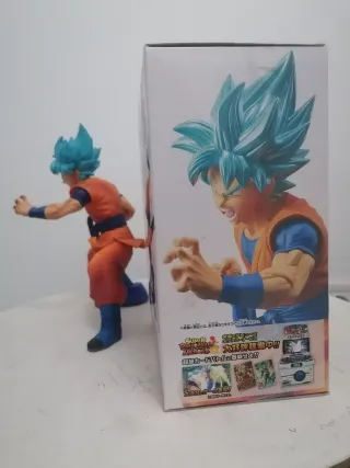 Figura Dragon Ball Z Son Goku Super Saiyan Blue
