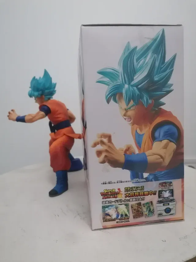 Figura Dragon Ball Z Son Goku Super Saiyan Blue