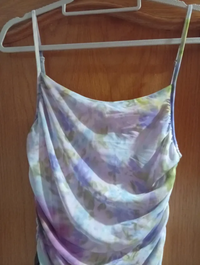 Vestido tirantes estampado floral Stradivarius