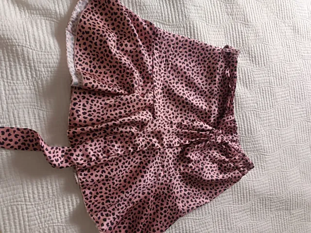 Gonna pantalone con stampa a cuori