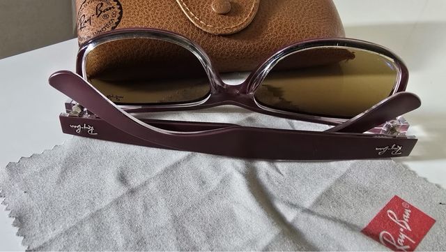 Óculos de sol Ray-Ban RB2132 New Wayfarer