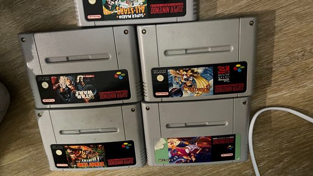 ESCUCHO OFERTASSuper Nintendo Entertainment System