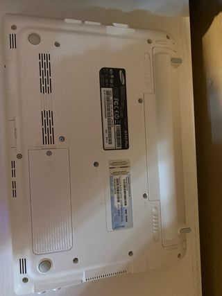 Portátil Samsung Blanco con Funda