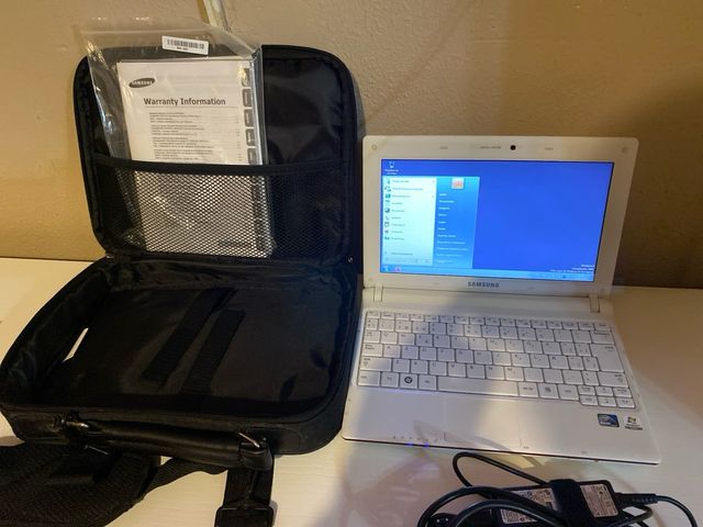 Portátil Samsung Blanco con Funda