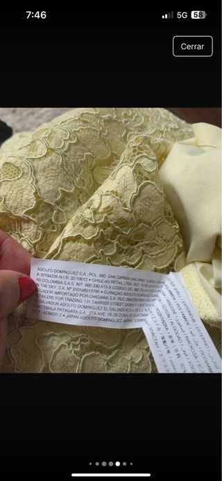 Vestido Adolfo Domínguez encaje amarillo