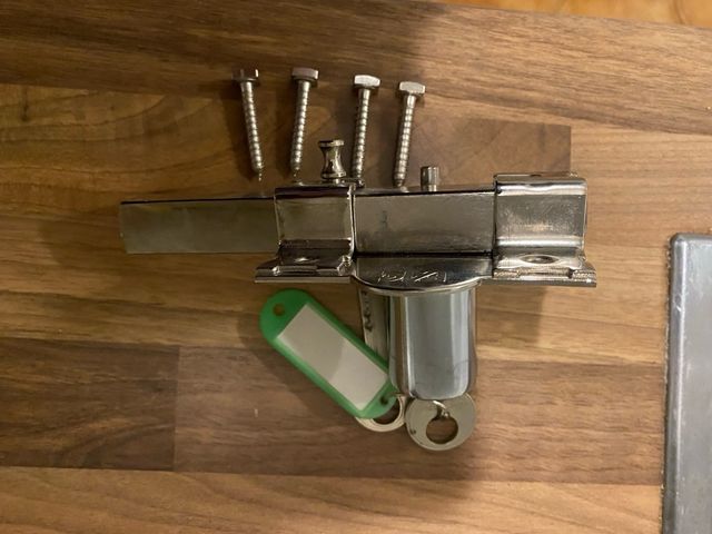 Cerradura FAC para puerta