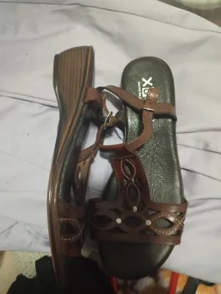 Sandalias XTI Marrones
