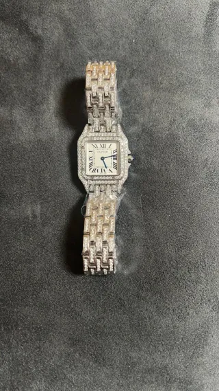 Reloj Panthère de Cartier con diamantes