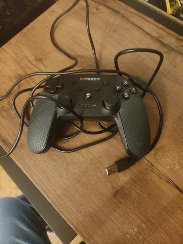 Controller Indeca Nintendo Switch per pezzi o riparazione