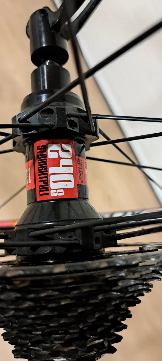 Ruedas de carretera notubes Alpha 340 + DT240