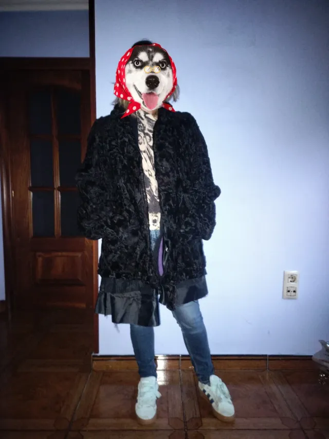 Abrigo de astrakán negro