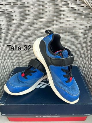 Deportivas niño Talla 32