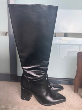Botas altas Stradivarius negras