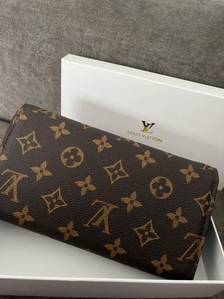 Cartera Louis Vuitton Marrón y Dorada