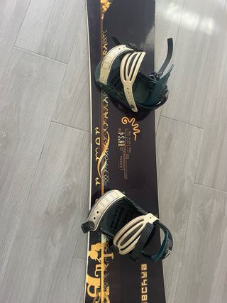 Tabla Snowboard + Fijaciones