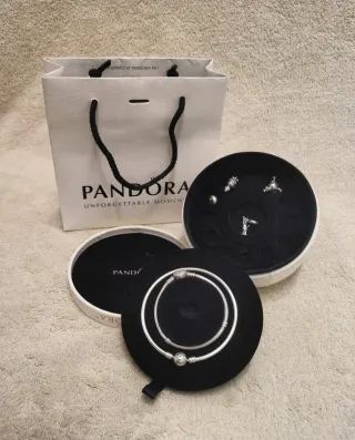 PANDORA - Lote 2 Pulseras con Charms