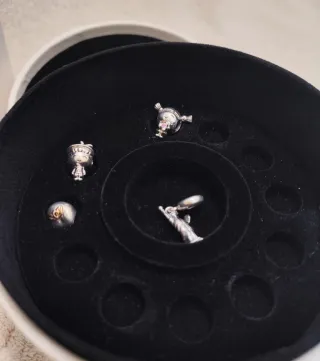 PANDORA - Lote 2 Pulseras con Charms