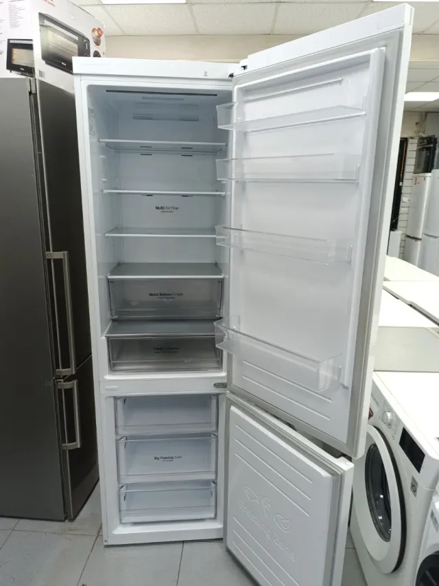 Nevera LG 2m x 60cm Clase A+++