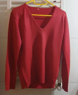 Jersey vintage cuello pico rojo