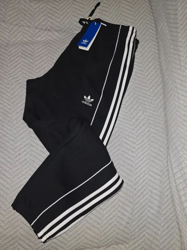 Pantalón Adidas Rekive Talla M
