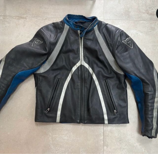 Chaqueta Piel Dainese Negra y Azul talla L