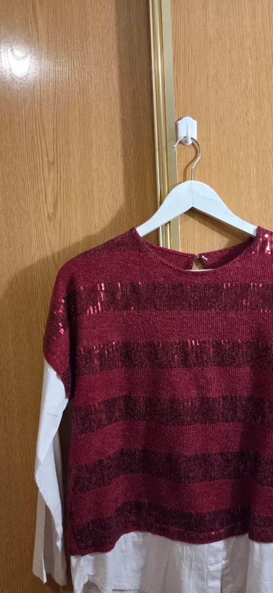 Blusa lentejuelas roja y blanca Talla L