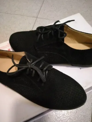 Zapatos negros de mujer