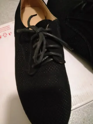 Zapatos negros de mujer