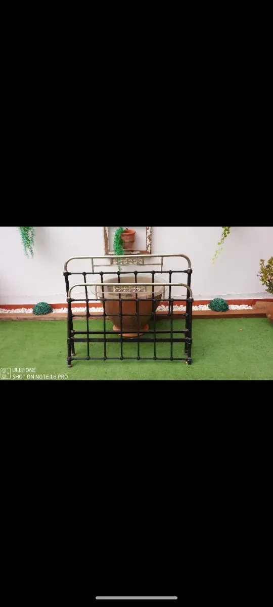 Estructura Cama Vintage Metal y Madera