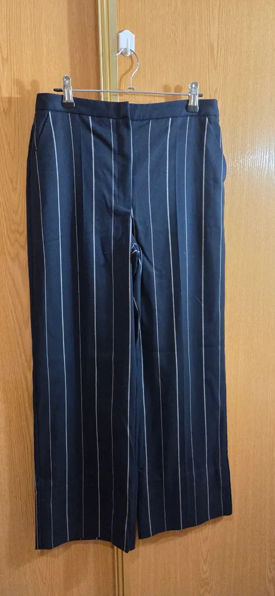 Pantalón Mango Raya Vertical Talla 38