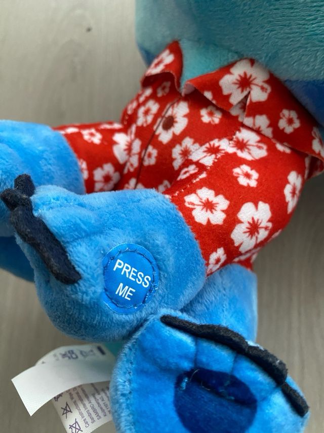 PELUCHE LILO & STITCH DISNEY CON SONIDO MÚSICAL