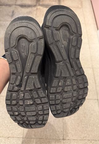 Zapatillas Skechers Arch Fit Negras Talla 40