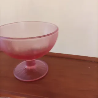 Coppa per dolci in plastica rosa