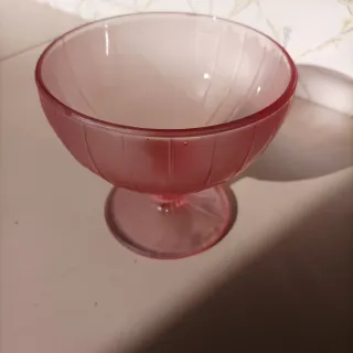 Coppa per dolci in plastica rosa