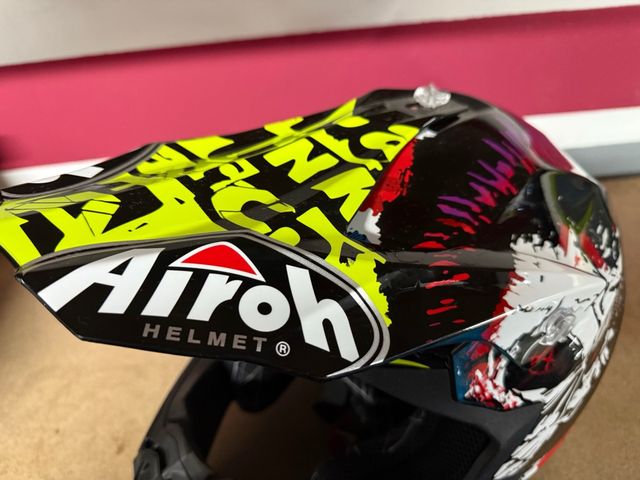 Casco Motocross Airoh