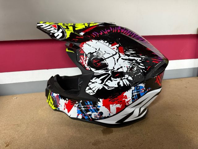 Casco Motocross Airoh