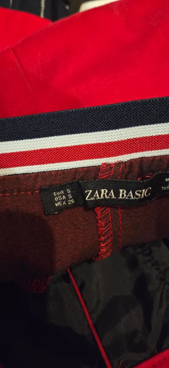 Pantalones Zara Talla S Rojos