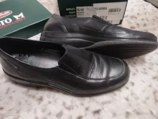 Zapatos de piel Mephisto negros