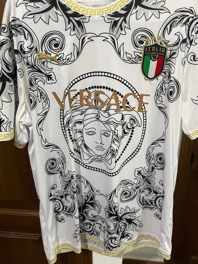 Camiseta Italia Versace