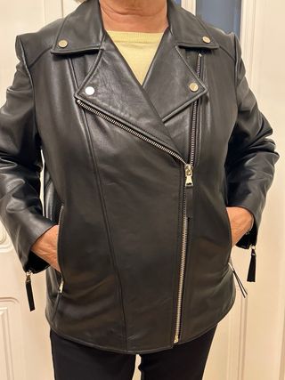 Cazadora Biker Piel Mujer Negra con etiquetas