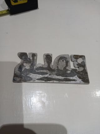 Placa Metálica Falk - A Good Name In Industry