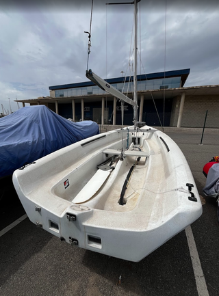 Vela Ligera Topper Omega