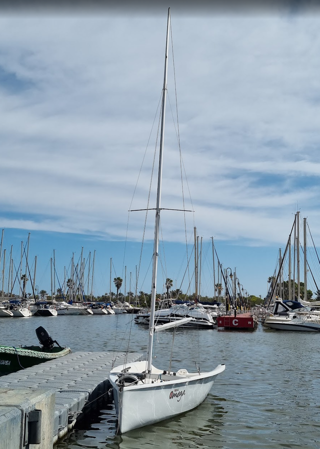 Vela Ligera Topper Omega