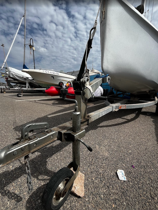 Vela Ligera Topper Omega