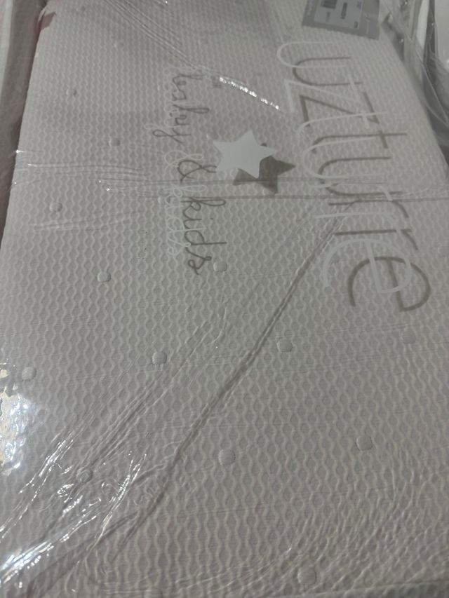 Edredón y Protector Cuna UZTURRE Nuevo