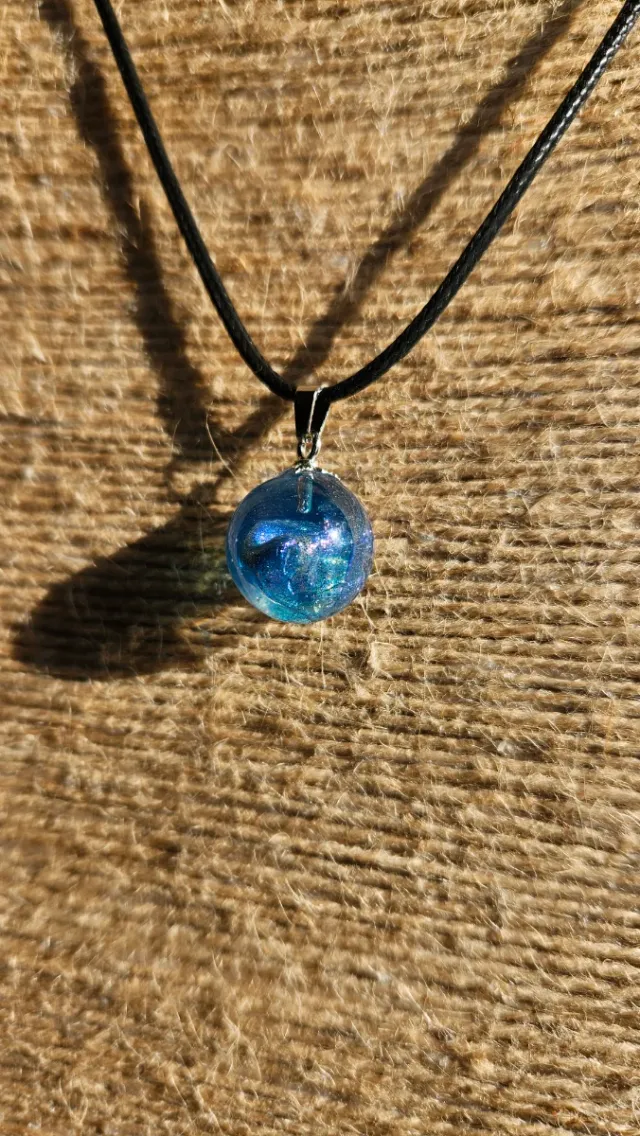 Colgante efecto lava mica azul