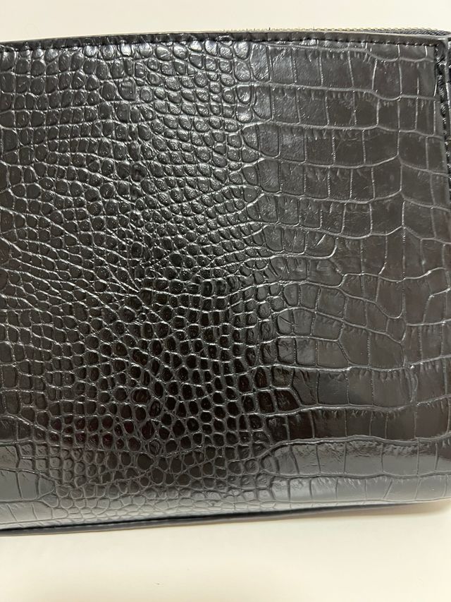 Borsa nera effetto coccodrillo
