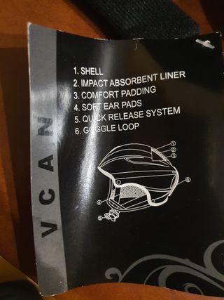Casco de esquiar, marca CAN, modelo VS670
