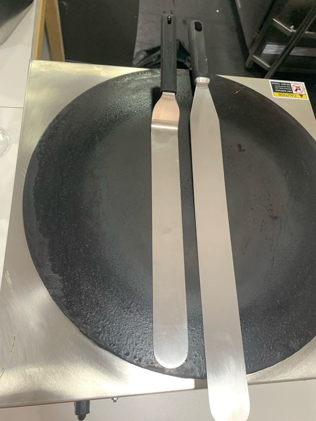 Crepera VEVOR 40 cm poco uso incluye accesorios